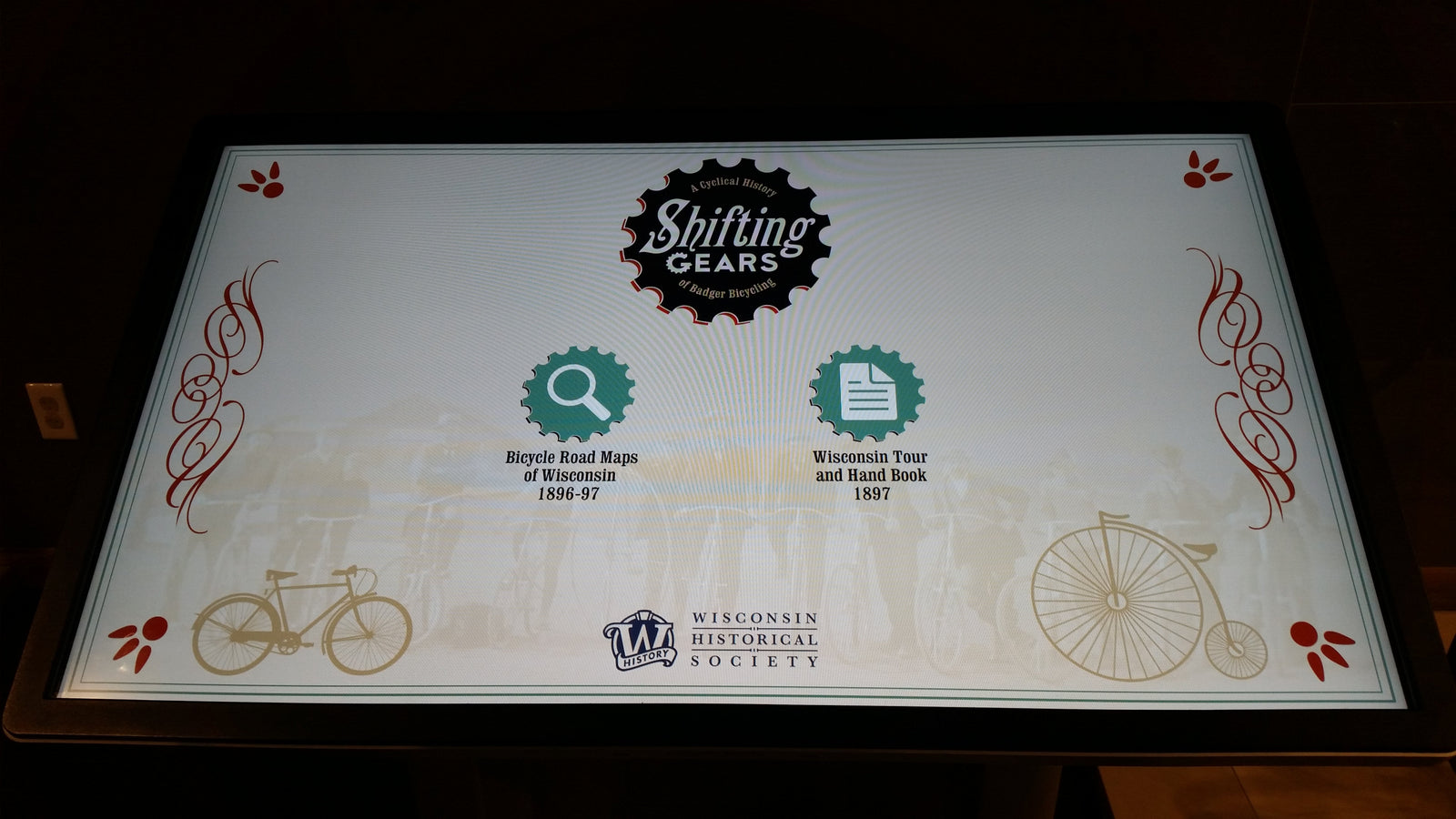 Saris Makes Appearance at Wisconsin Historical Society