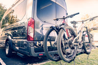 Saris SuperClamp HD — couple loading bikes onto rack