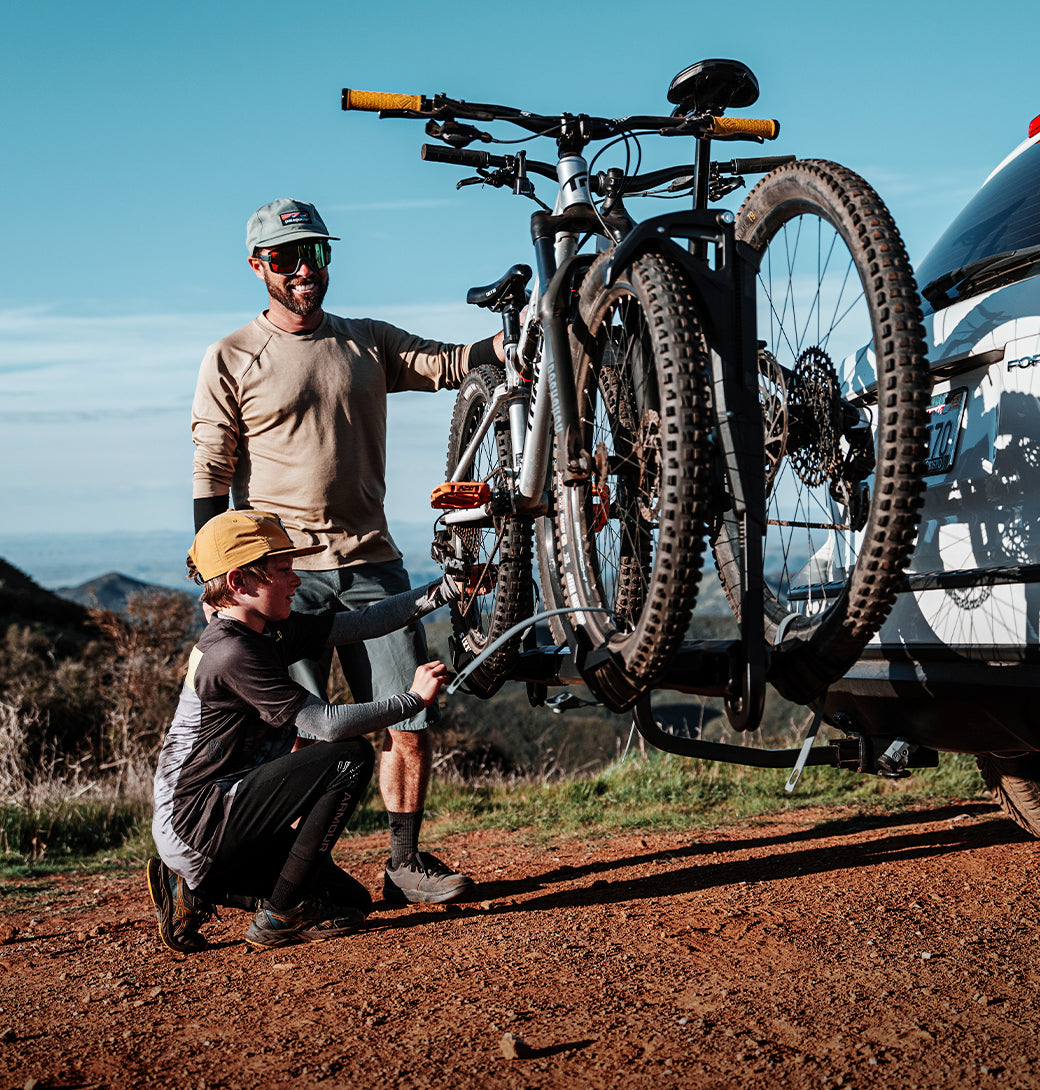 2025 Freedom 2-Bike Hitch Rack