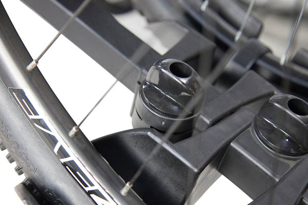 Saris All Star Hitch Rack — wheel tray adjustment knob close-up